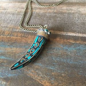 Marlyn Schiff Horn Necklace
